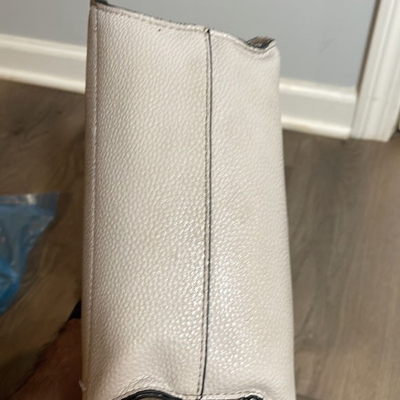 Steve Madden gently used light grey bag - Picture 9 of 12
